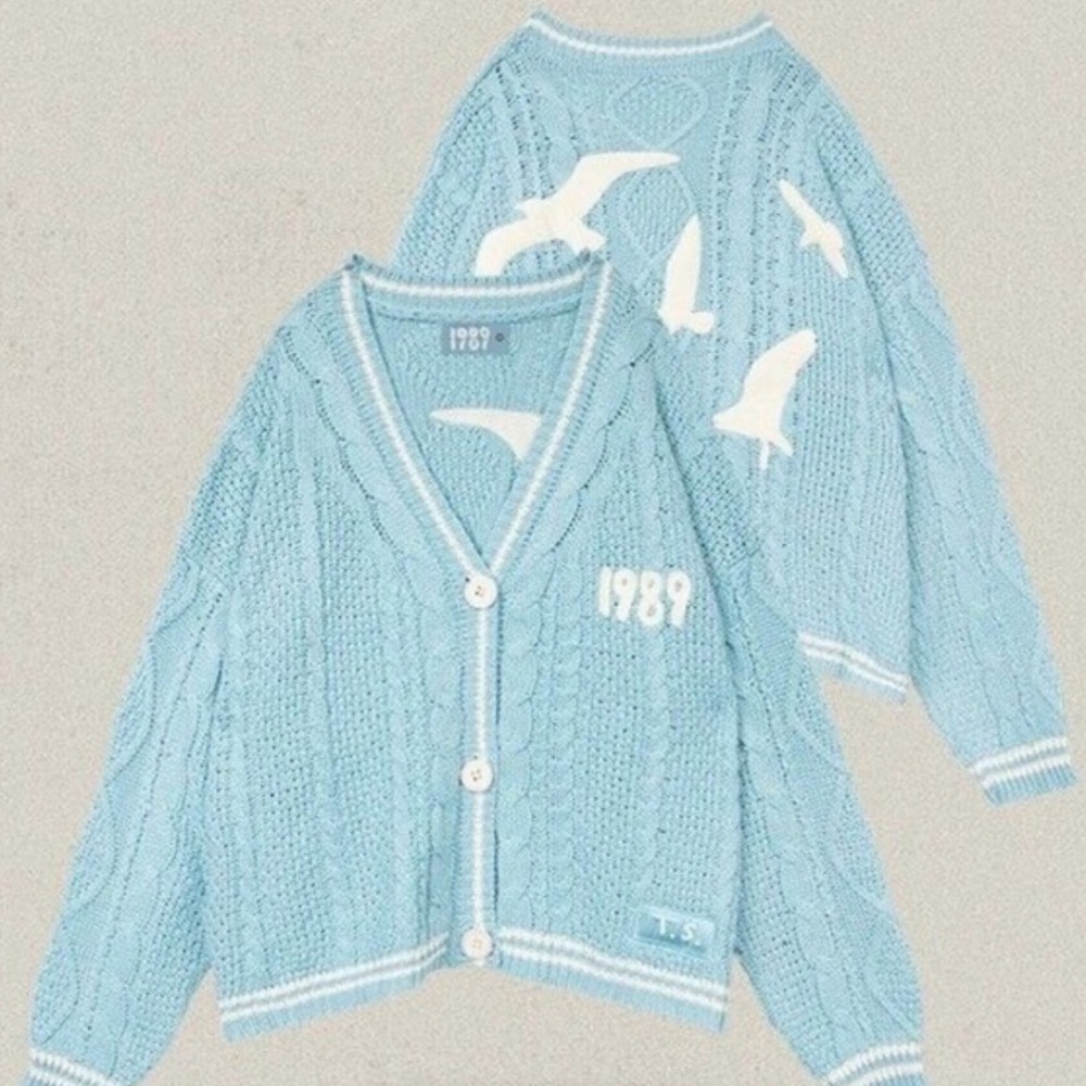Taylor Swift 1989 Light Blue‎ Cable Knit Cardigan